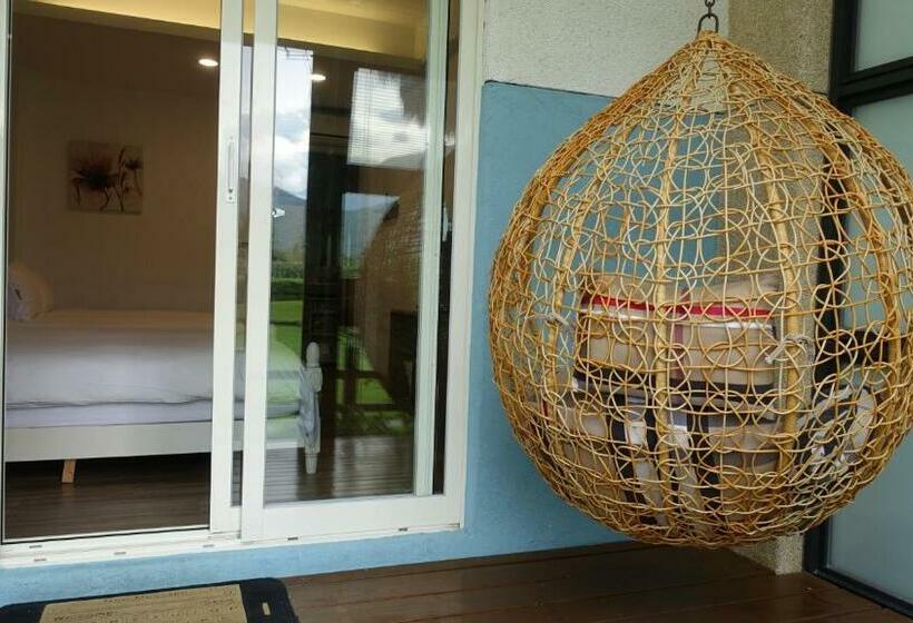 تختخواب و صبحانه Amy+ Bnb