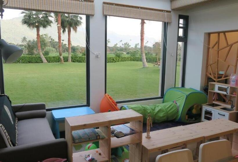 تختخواب و صبحانه Amy+ Bnb