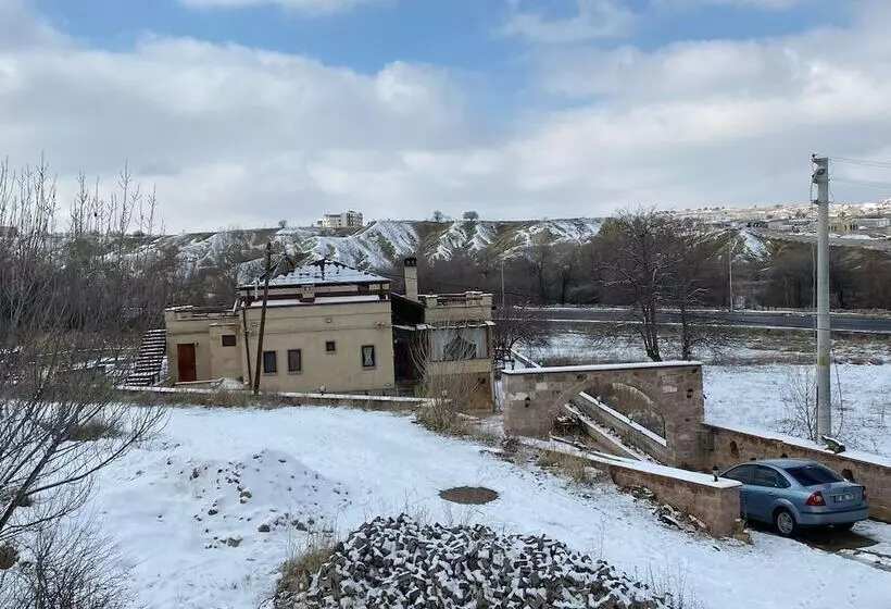 ホテル Aladino Cave Suites