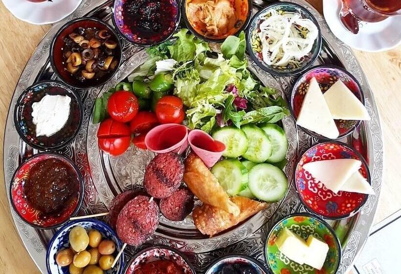 هتل Aladino Cave Suites