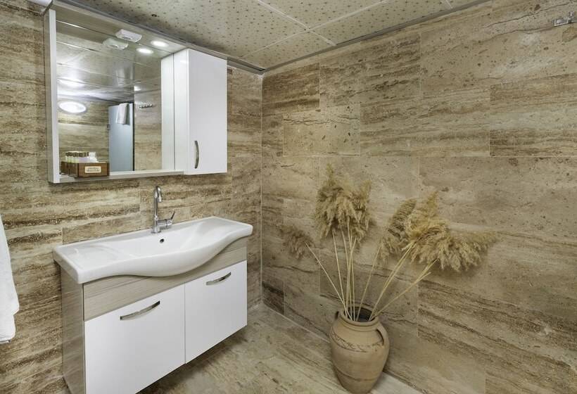 هتل Aladino Cave Suites