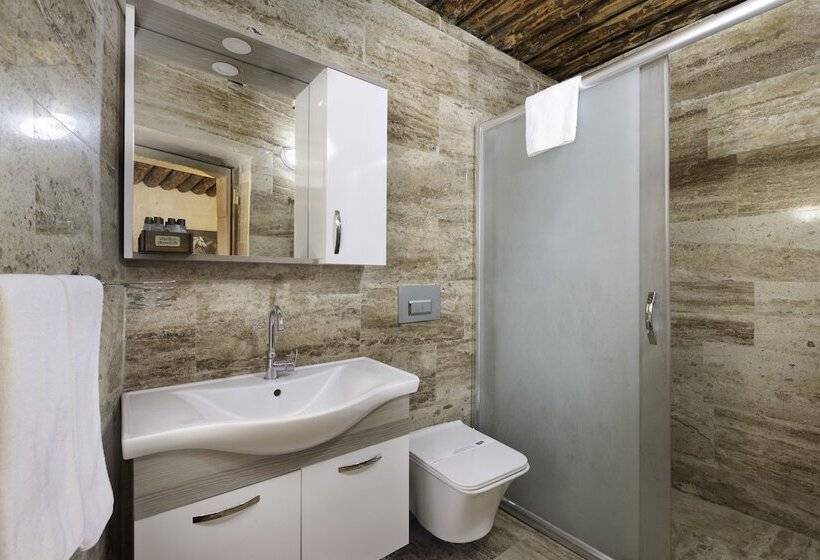 هتل Aladino Cave Suites