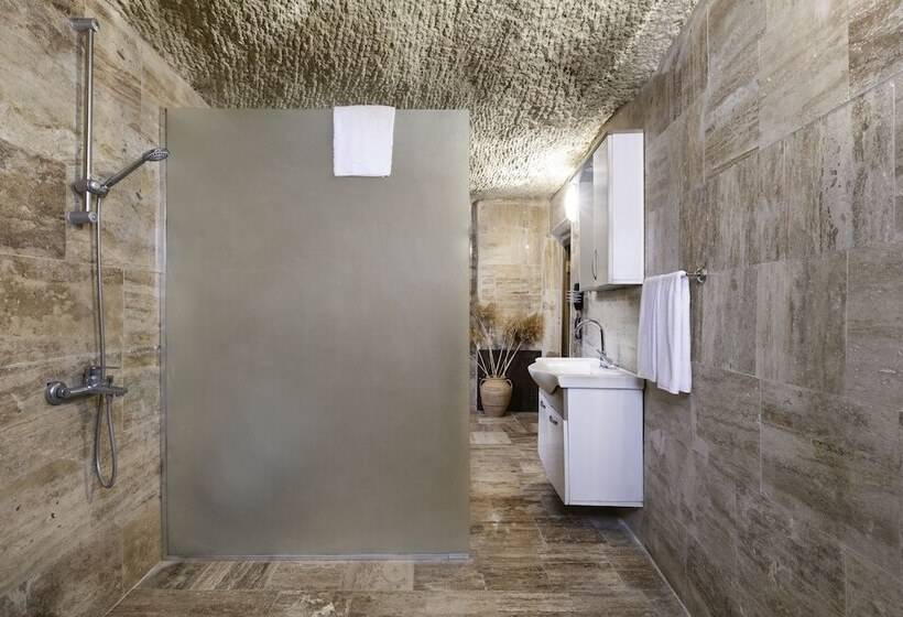 هتل Aladino Cave Suites