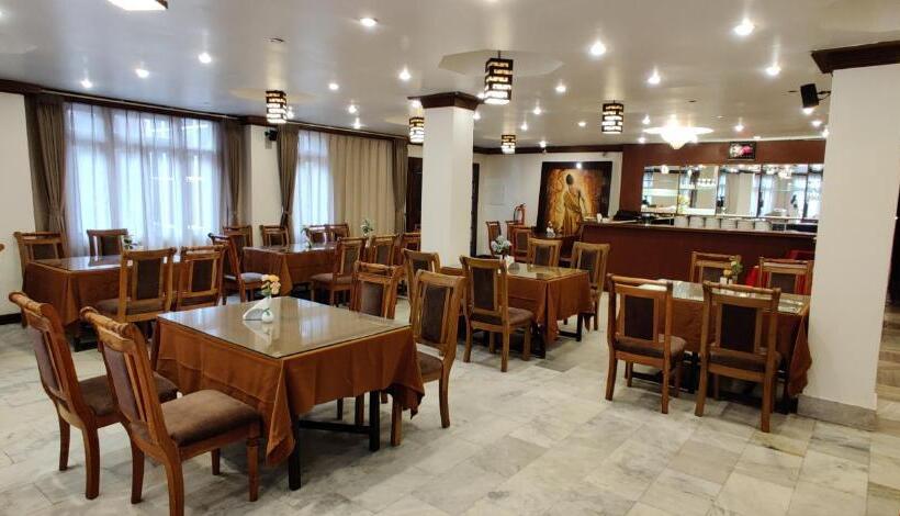 ホテル Rendezvous