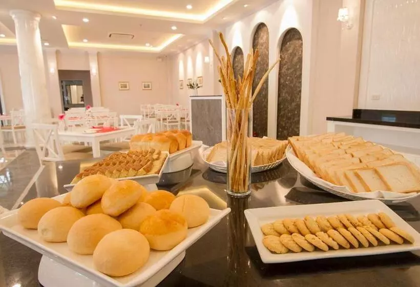 Hotelli The Green View