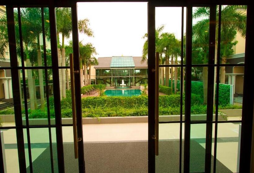 Hotel The Green View