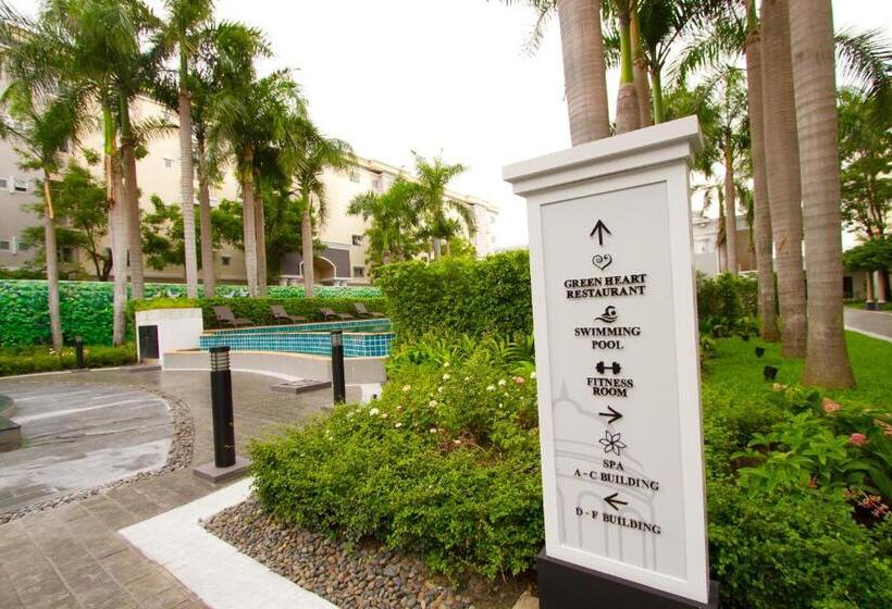 Hotel The Green View