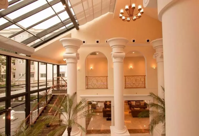 Hotelli The Green View