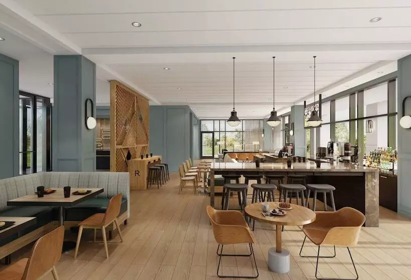 The Highlander Hotel Radford