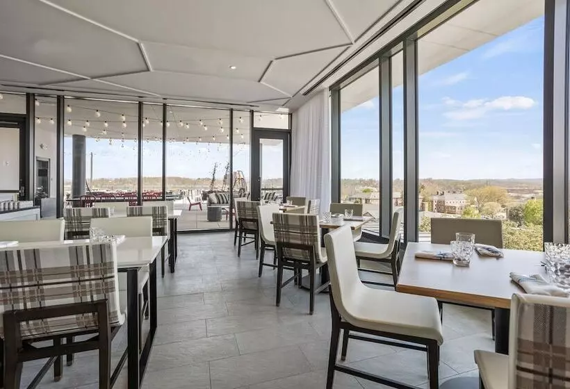 The Highlander Hotel Radford