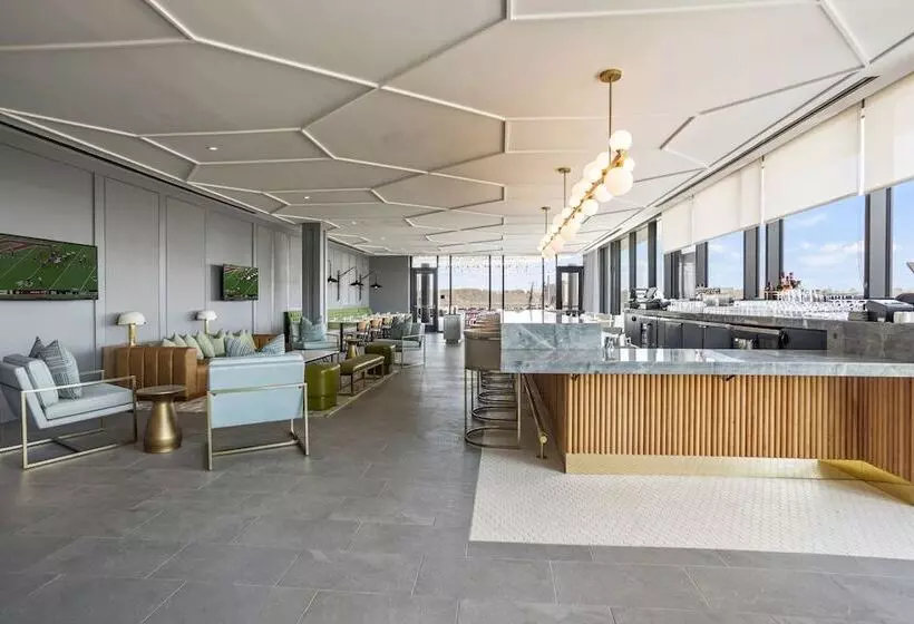 The Highlander Hotel Radford