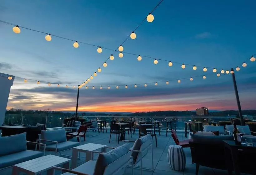 The Highlander Hotel Radford