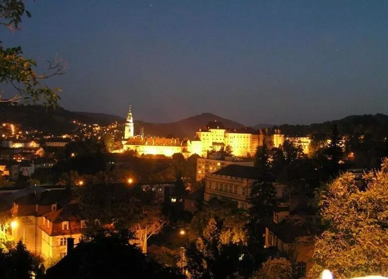 Majatalo Penzion Chlumec