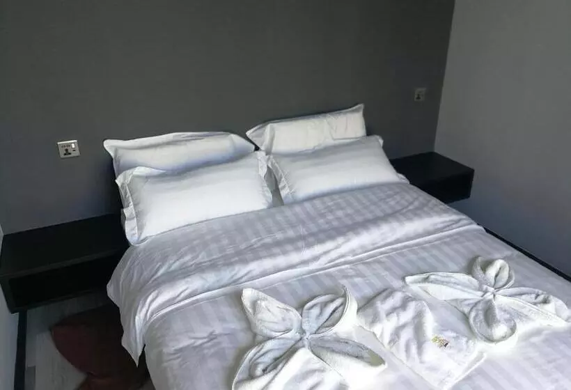 هاستل Sunbay Inn