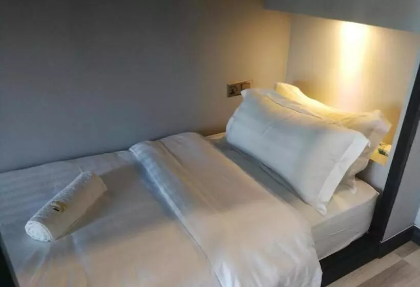 هاستل Sunbay Inn