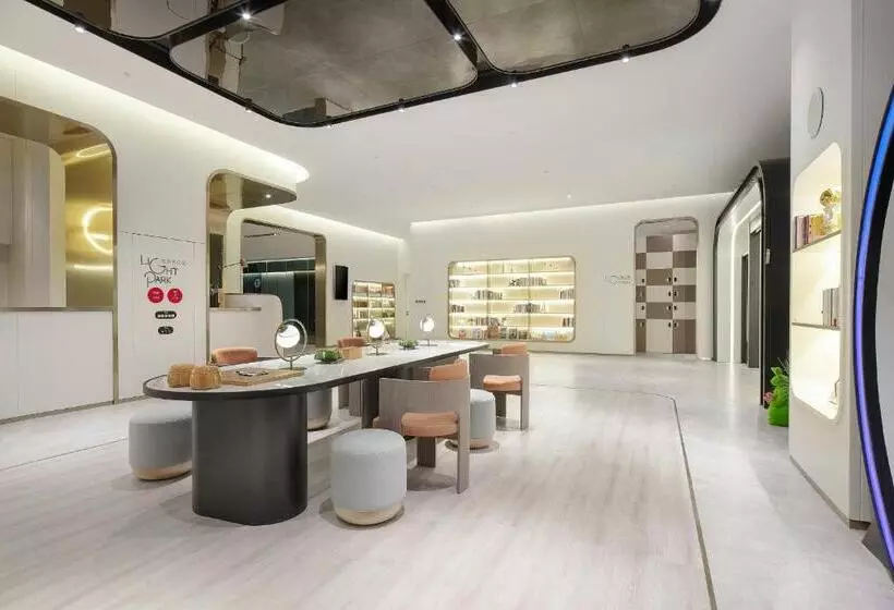 Atour Light Hotel Qingdao International Convention Center