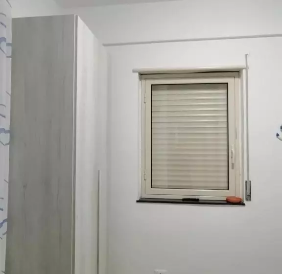 ベッドアンドブレックファースト Al Faro