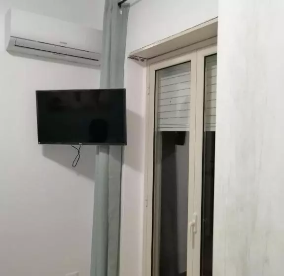 ベッドアンドブレックファースト Al Faro