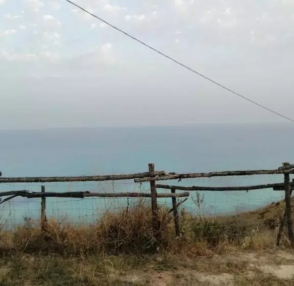 ベッドアンドブレックファースト Al Faro