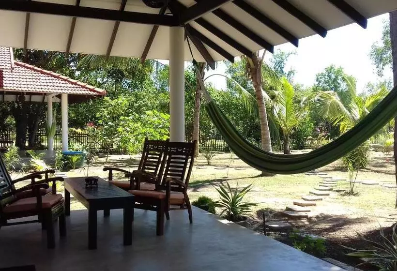 Aamiaismajoitus (B&B) Chill Cabanas