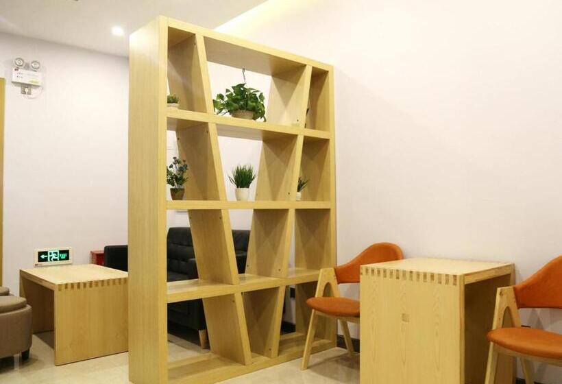 Hotel 7days Premium Chengde Luanping Huaxing Road Branch