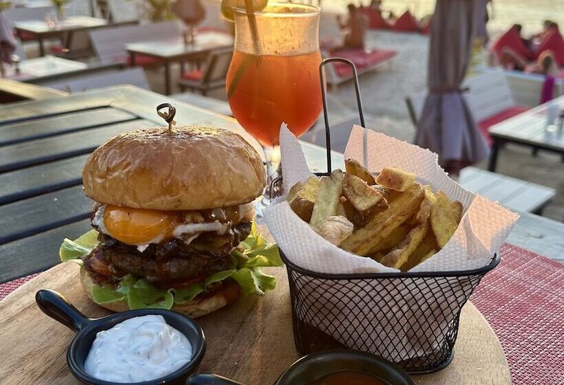 ホテル Amara Beach Resort Koh Phangan