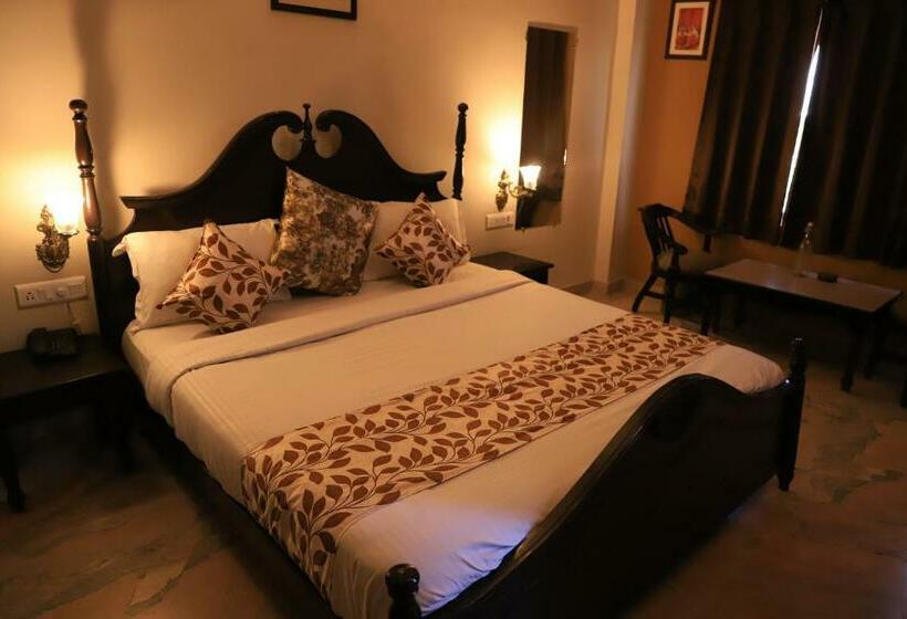 Hotel Ksr Moti Mahal