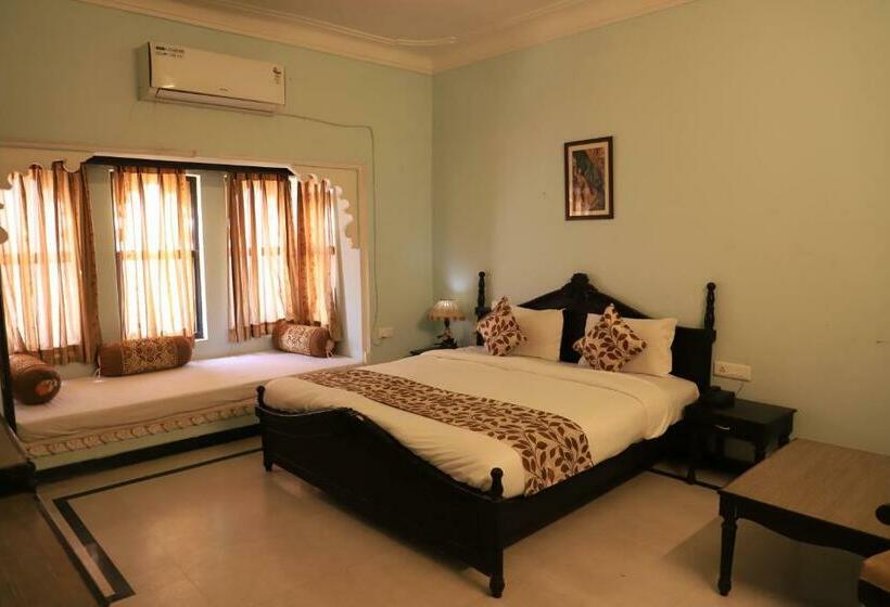 Hotel Ksr Moti Mahal