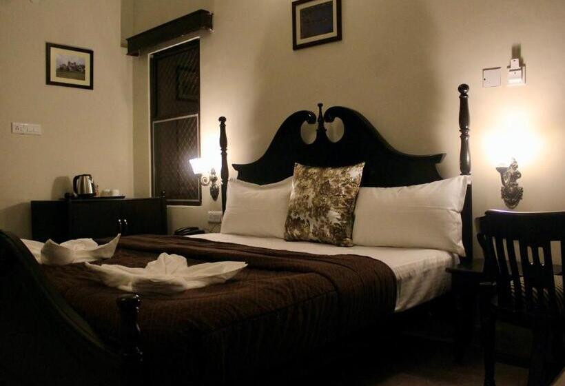 Hotel Ksr Moti Mahal