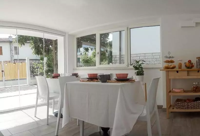 La Veranda Bed And Breakfast