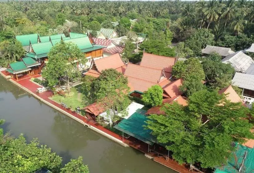 Lomakeskus บ้านกรนรา Baan Kornnara