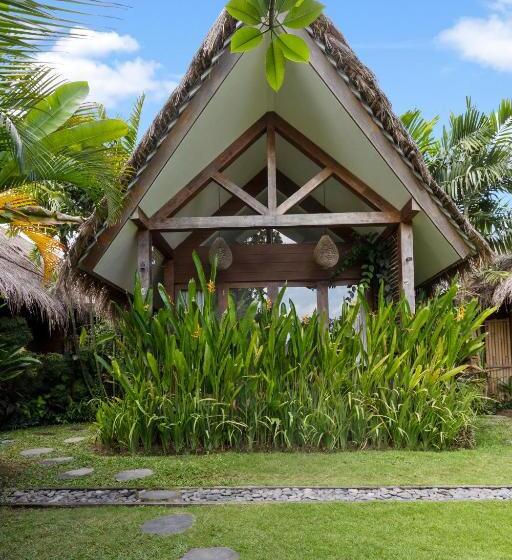 استراحتگاه Ohana Boutique Villa By Hombali