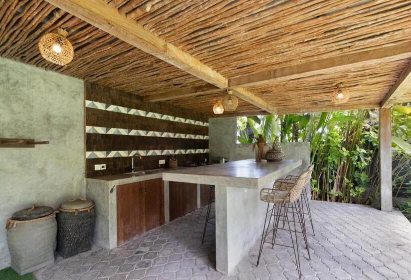 استراحتگاه Ohana Boutique Villa By Hombali