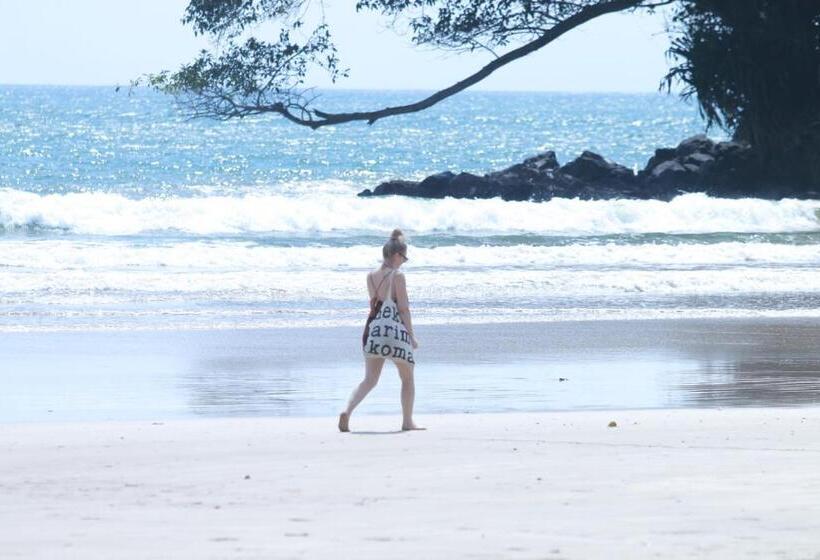 Bed & Breakfast Beach Breeze Weligama