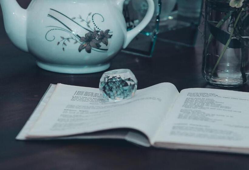 Bed & Breakfast Beach Breeze Weligama