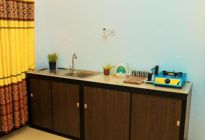 Bed & Breakfast Beach Breeze Weligama