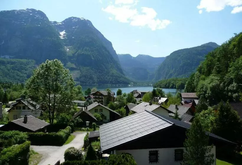 تختخواب و صبحانه Haus Salzkammergut