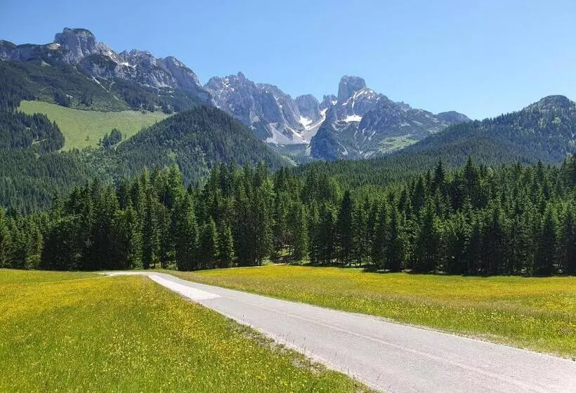 تختخواب و صبحانه Haus Salzkammergut