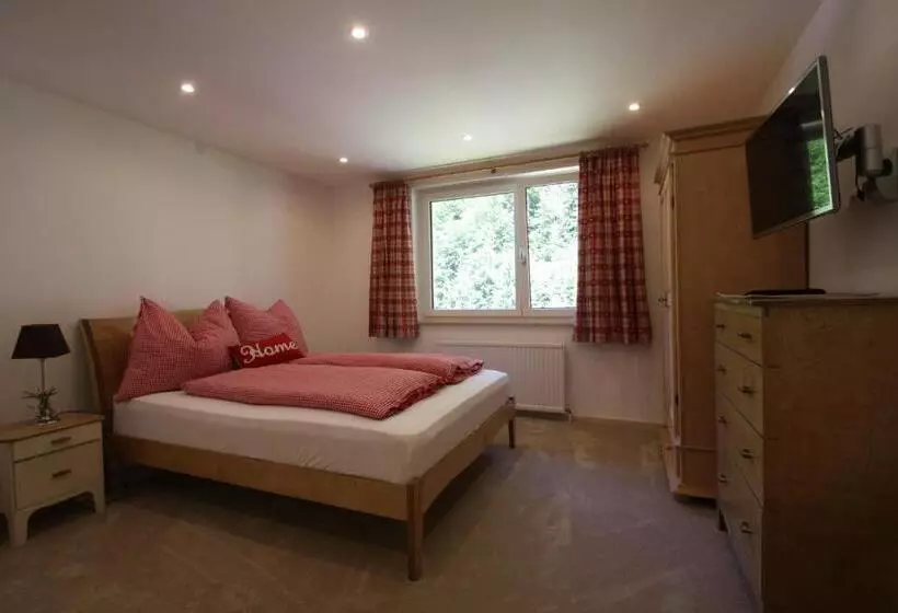 تختخواب و صبحانه Haus Salzkammergut