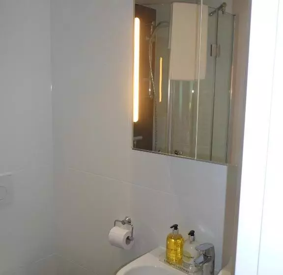 تختخواب و صبحانه Haus Salzkammergut