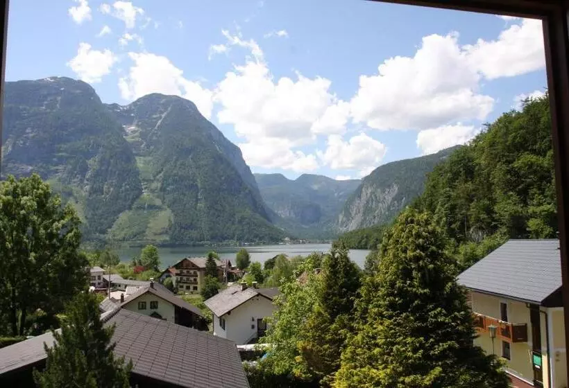 تختخواب و صبحانه Haus Salzkammergut