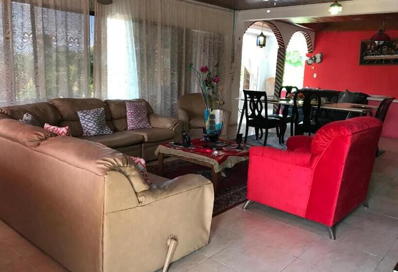 تختخواب و صبحانه Posada Nativa Trinsan Campestre