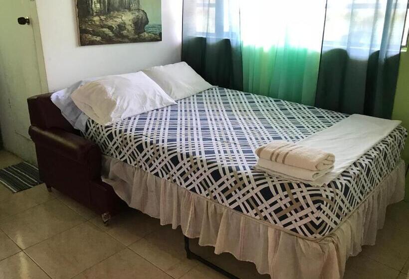 تختخواب و صبحانه Posada Nativa Trinsan Campestre