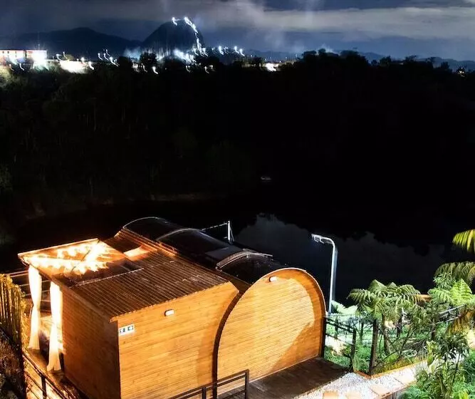 ホテル Glamping The Mountain