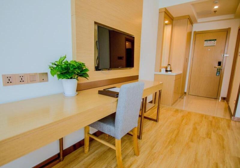 בית מלון כפרי Greentree Inn Nantong Tongzhou Zhangzhishan Town Deli Square Express