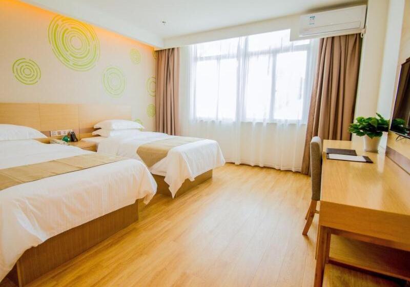 בית מלון כפרי Greentree Inn Nantong Tongzhou Zhangzhishan Town Deli Square Express