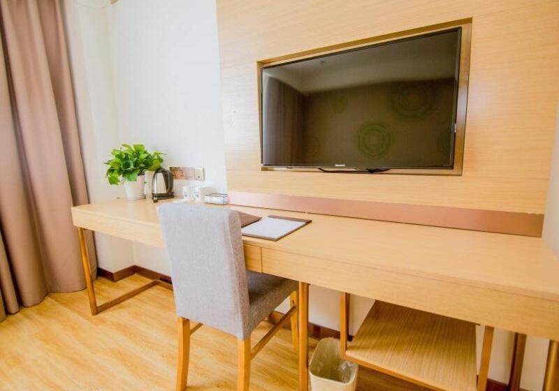 בית מלון כפרי Greentree Inn Nantong Tongzhou Zhangzhishan Town Deli Square Express