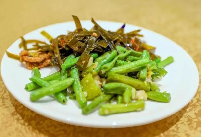 ホテル Greentree Inn Express Yingtan Yujiang Railway Station