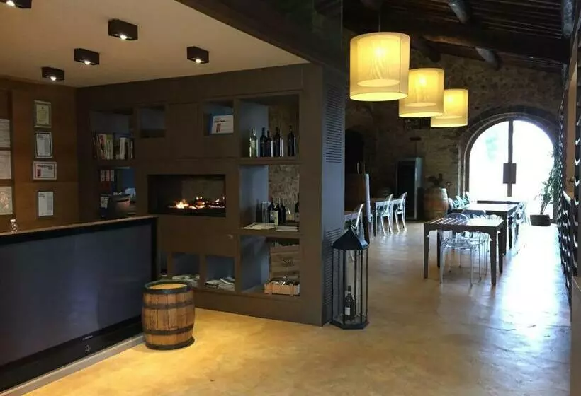 ホテル Rocca Di Castagnoli