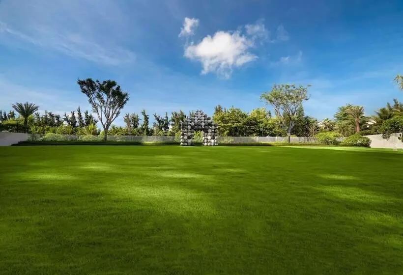 Hotelli The Mermoon Resort Hainan Tufu Bay, Tapestry By Hilton